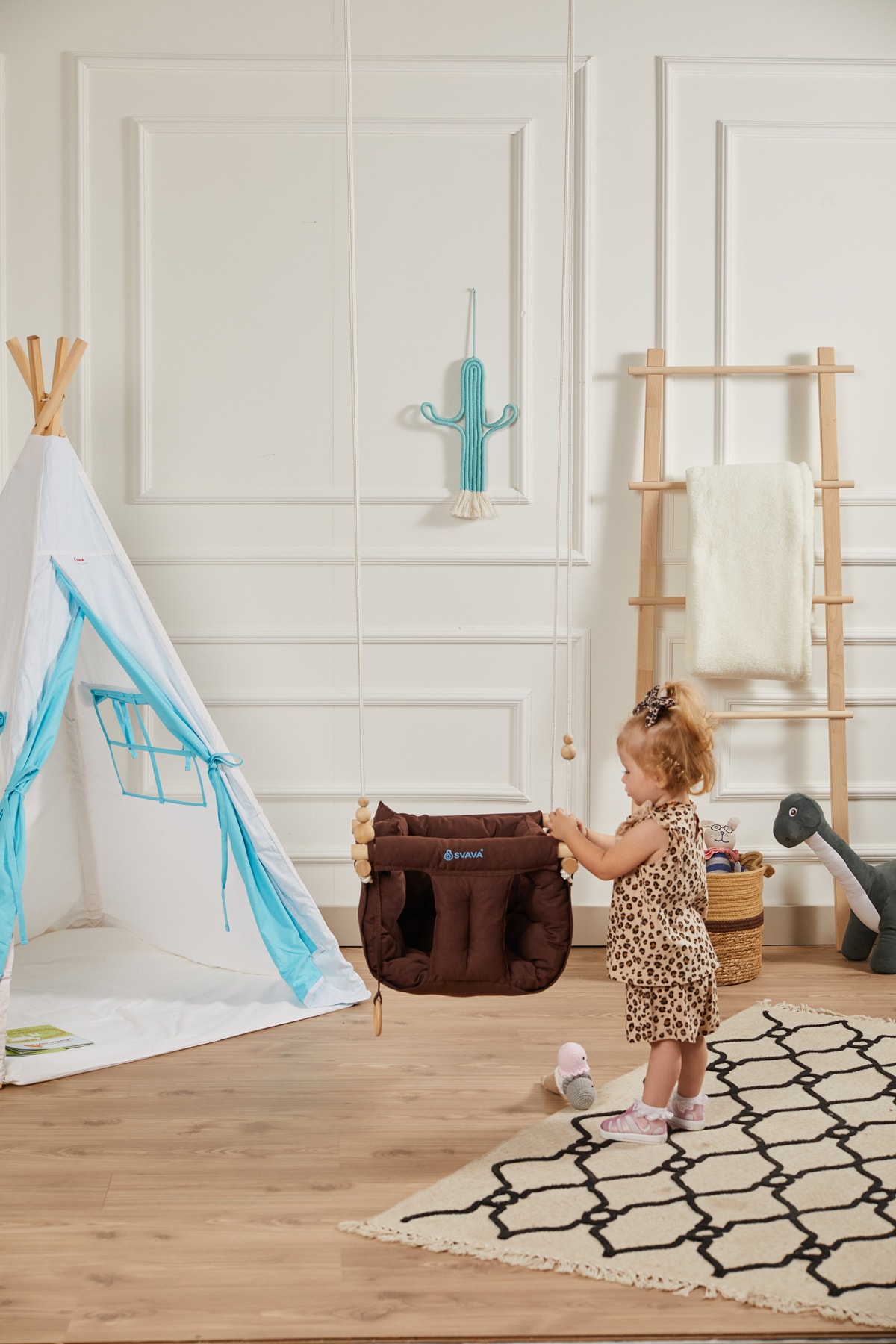 Svava Konfor Ahşap Bebek Salıncak, Tavana Asılan Çocuk Salıncağı (KAHVERENGİ)