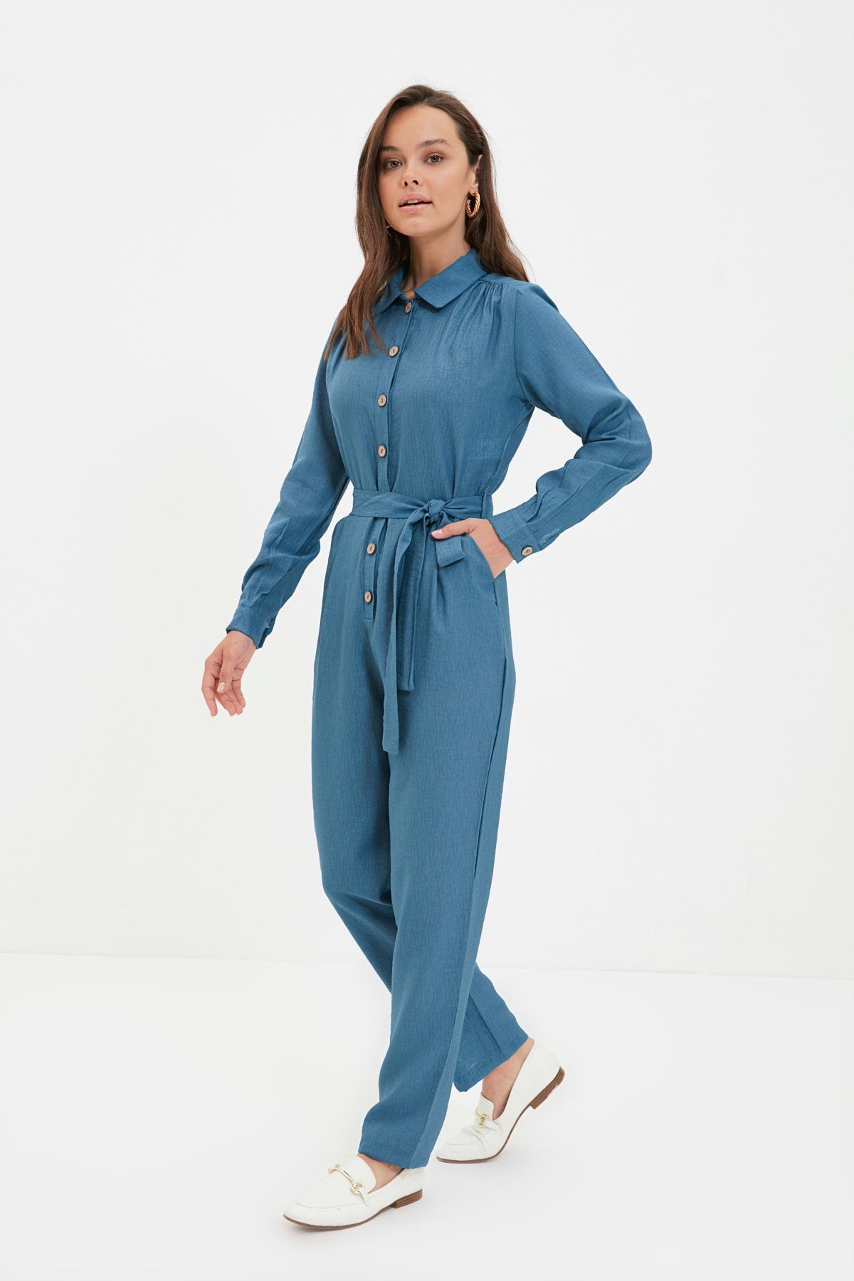 Trendyol Modest Mavi Gömlek Yaka Kemerli Düğmeli Tulum TCTAW22TL0002
