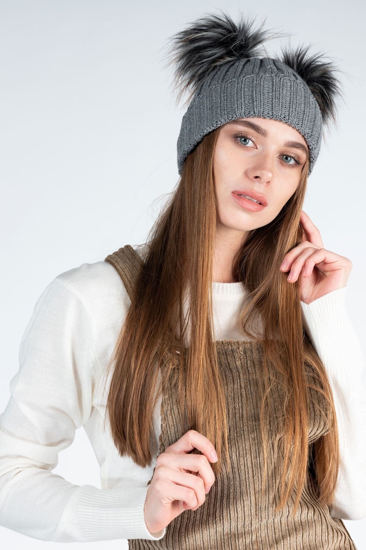 Mossta Kadın Antrasit Çift Ponpon Bere