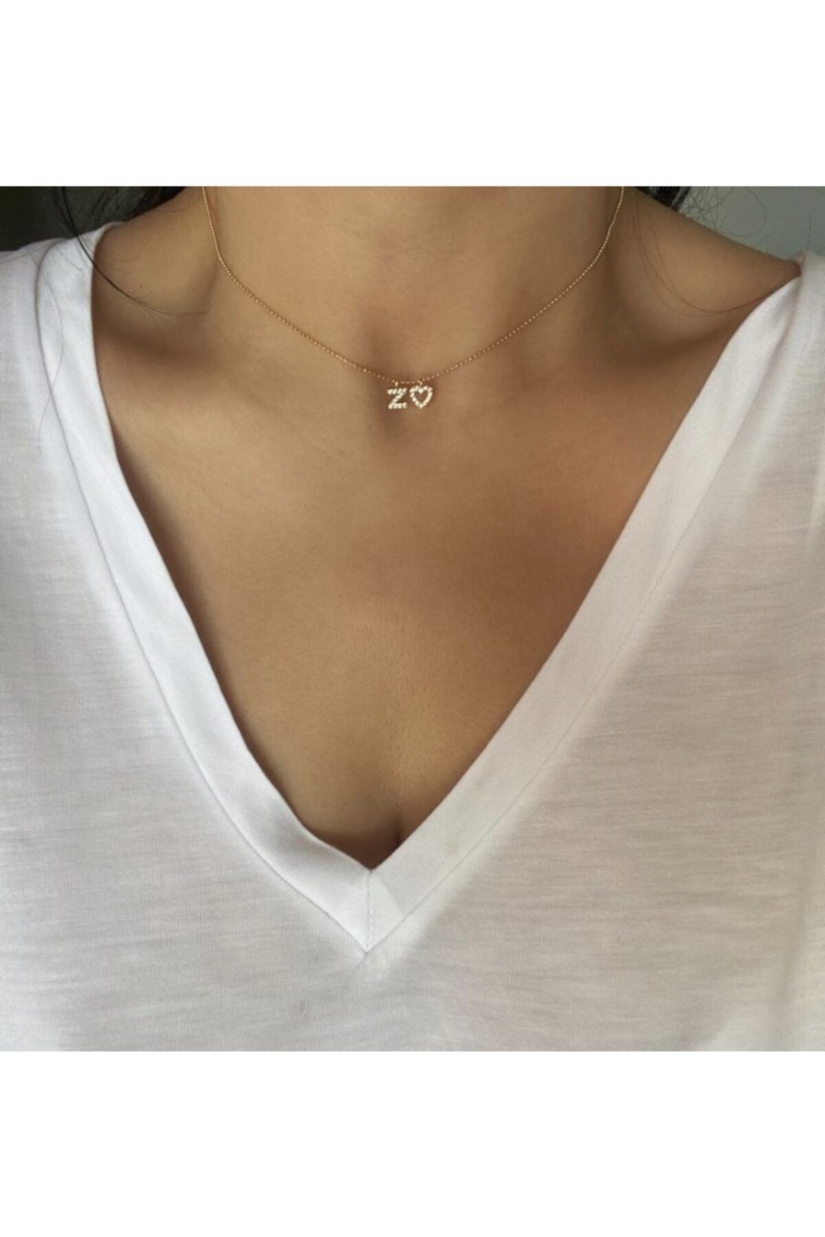 Vi store Z Harfli Taşlı Kalp Kolye
