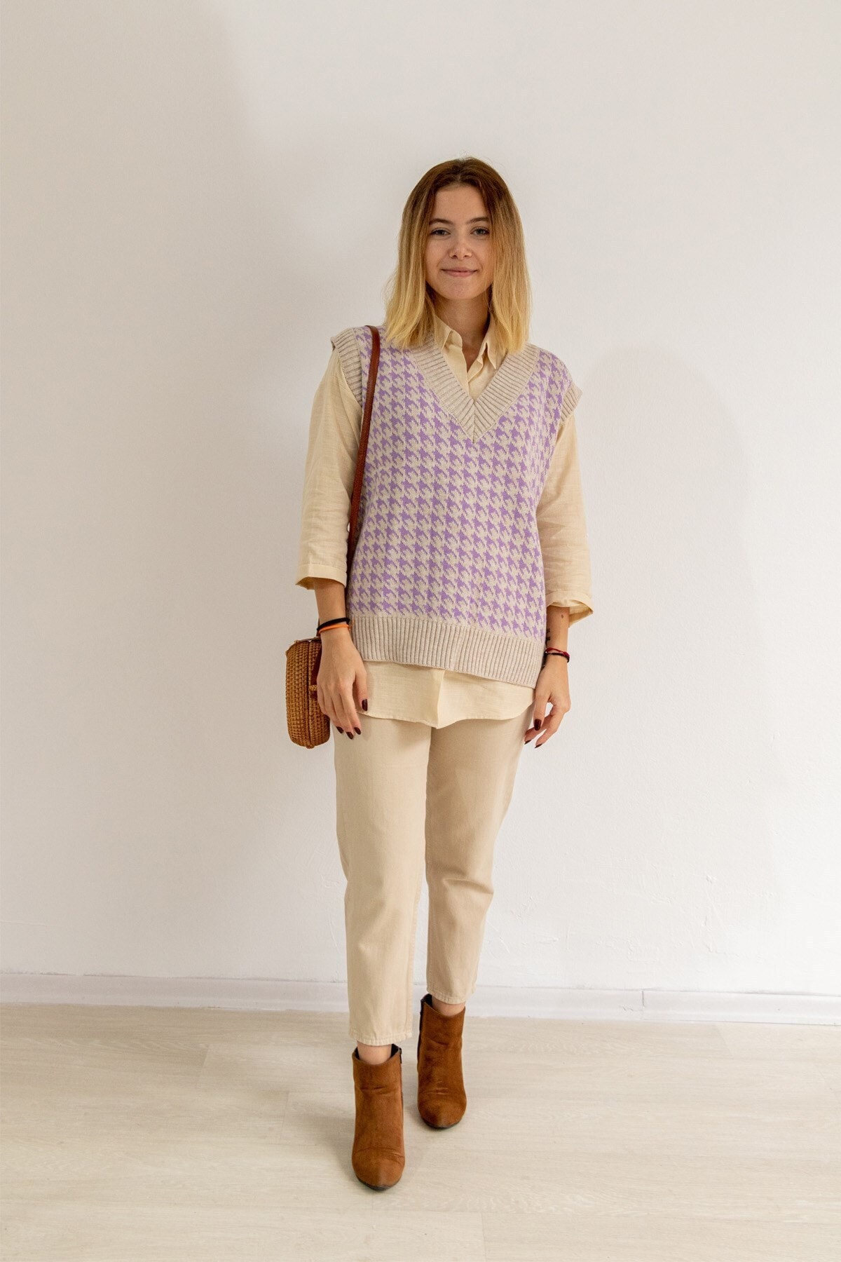 Masqulen Kazayağı Desenli V Yaka Süveter