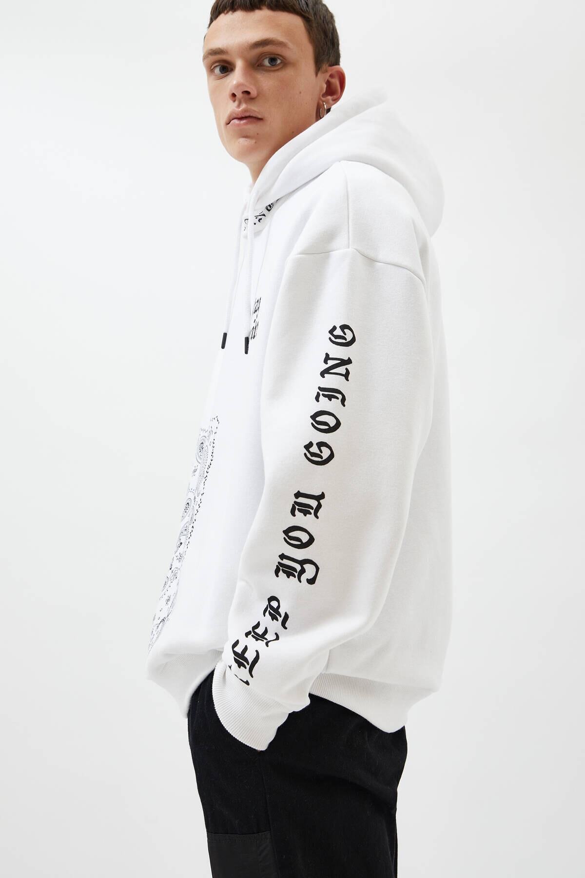 Pull and bear bandana sweatshirt Clearance
