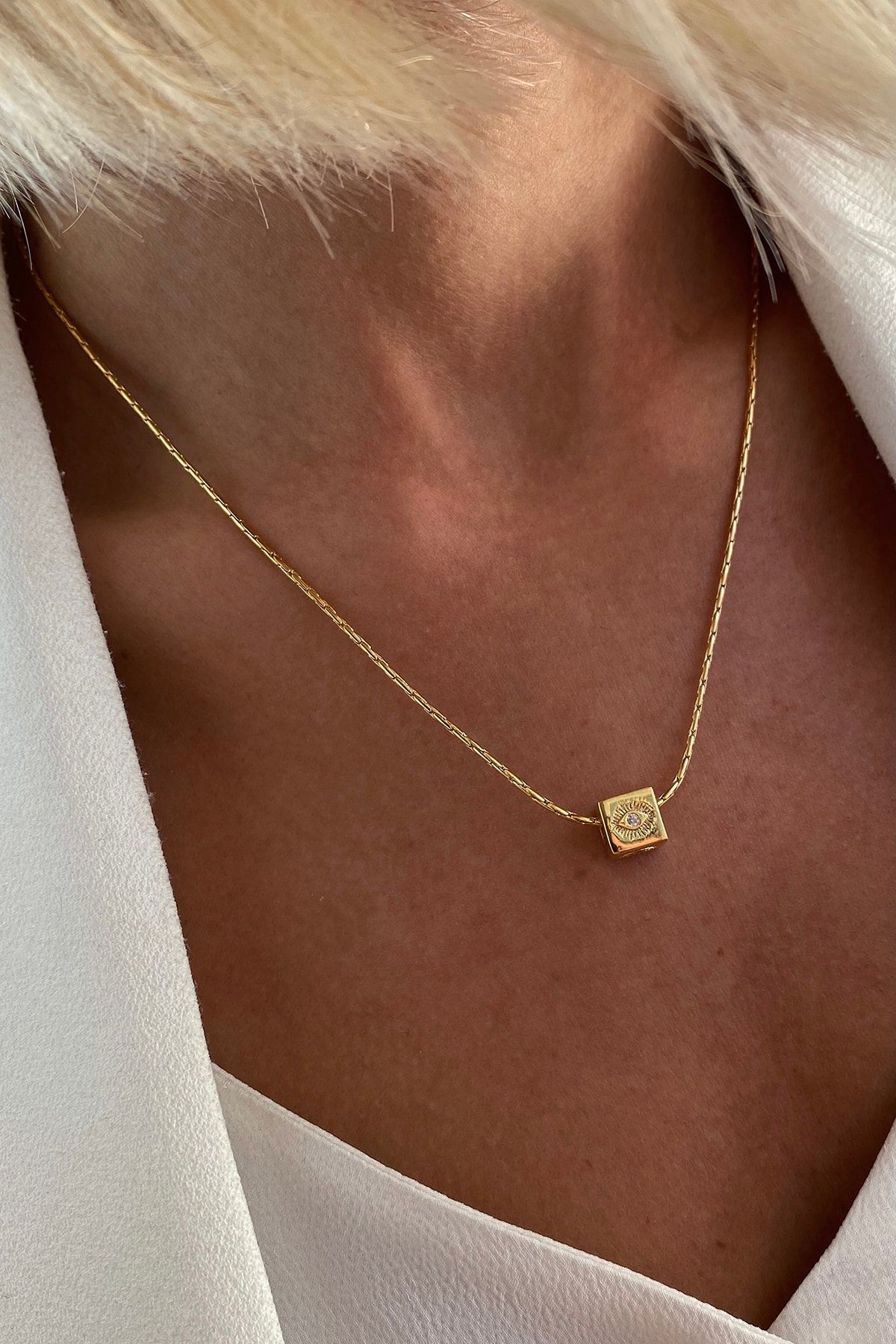 Bonnjerra Jewellery Kadın Tasarım Ince Yılan Zincir Zirkon Taşlı Göz Kolye