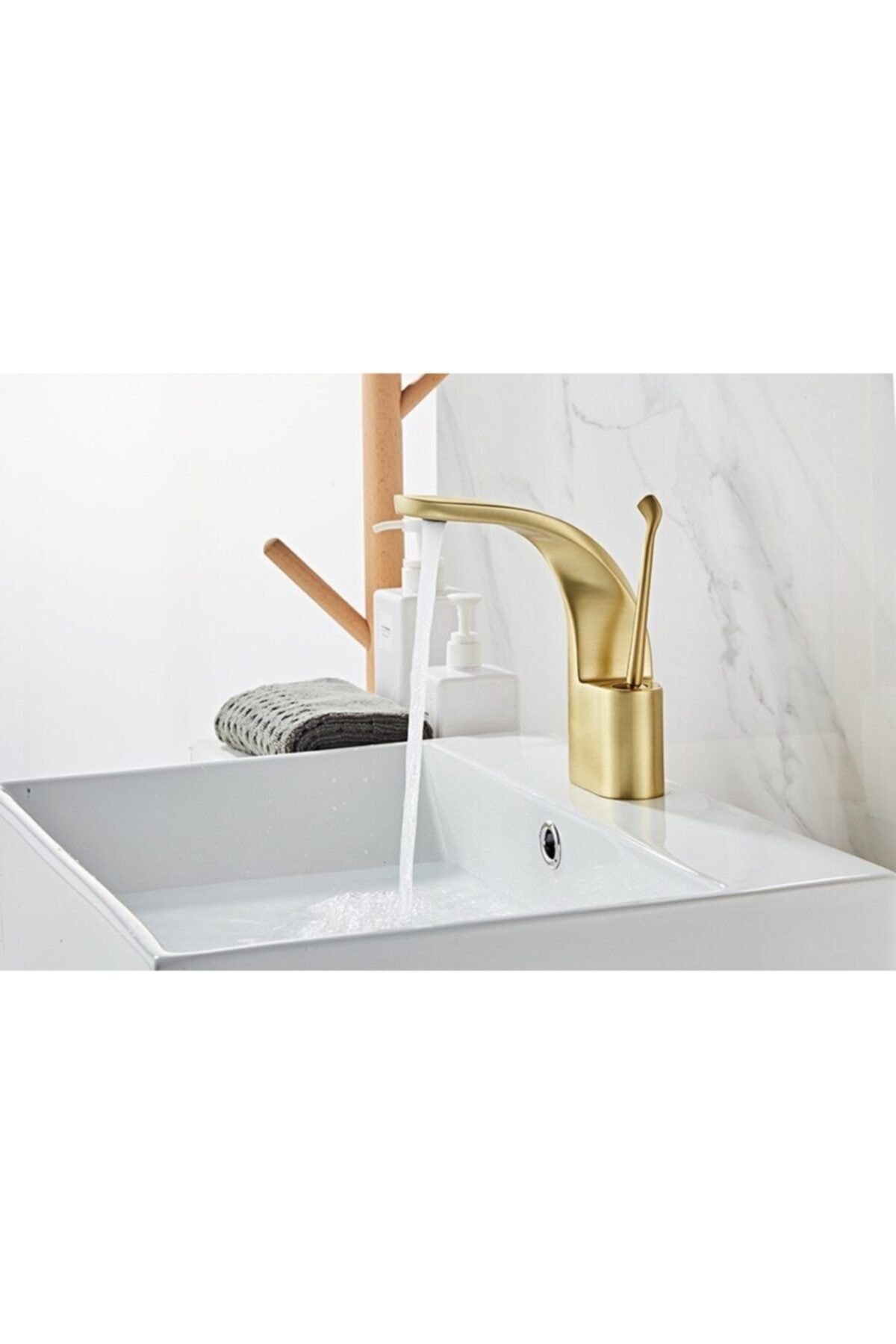 OEM Banyo Lavabo Bataryası Mat Gold Yeni Tasarım Şelale