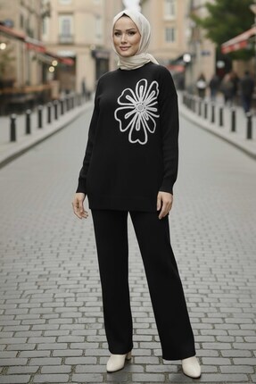 Çiçek Nakışlı İkili Triko Takım Siyah - 28062-SIYAH Image 1