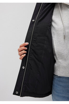 Su İtici Kapüşonlu Siyah Ceket 1110348-900 Image 7