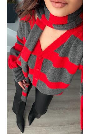 Antrasit-Kırmızı Atkılı Triko Hırka Image 1
