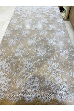 LEZ Fransız Dantel Kumaş | Çiçek Desenli, Saçaklı Kenar, 3 Metre Kupon (Fiyat 3 MT İçindir) Image 1