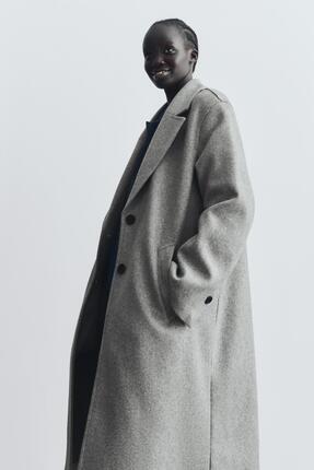 Yumuşak dokulu uzun palto Image 2