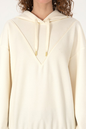 Kadın Krem Kapüşonlu Sweatshirt 50309464-VR256 Image 5