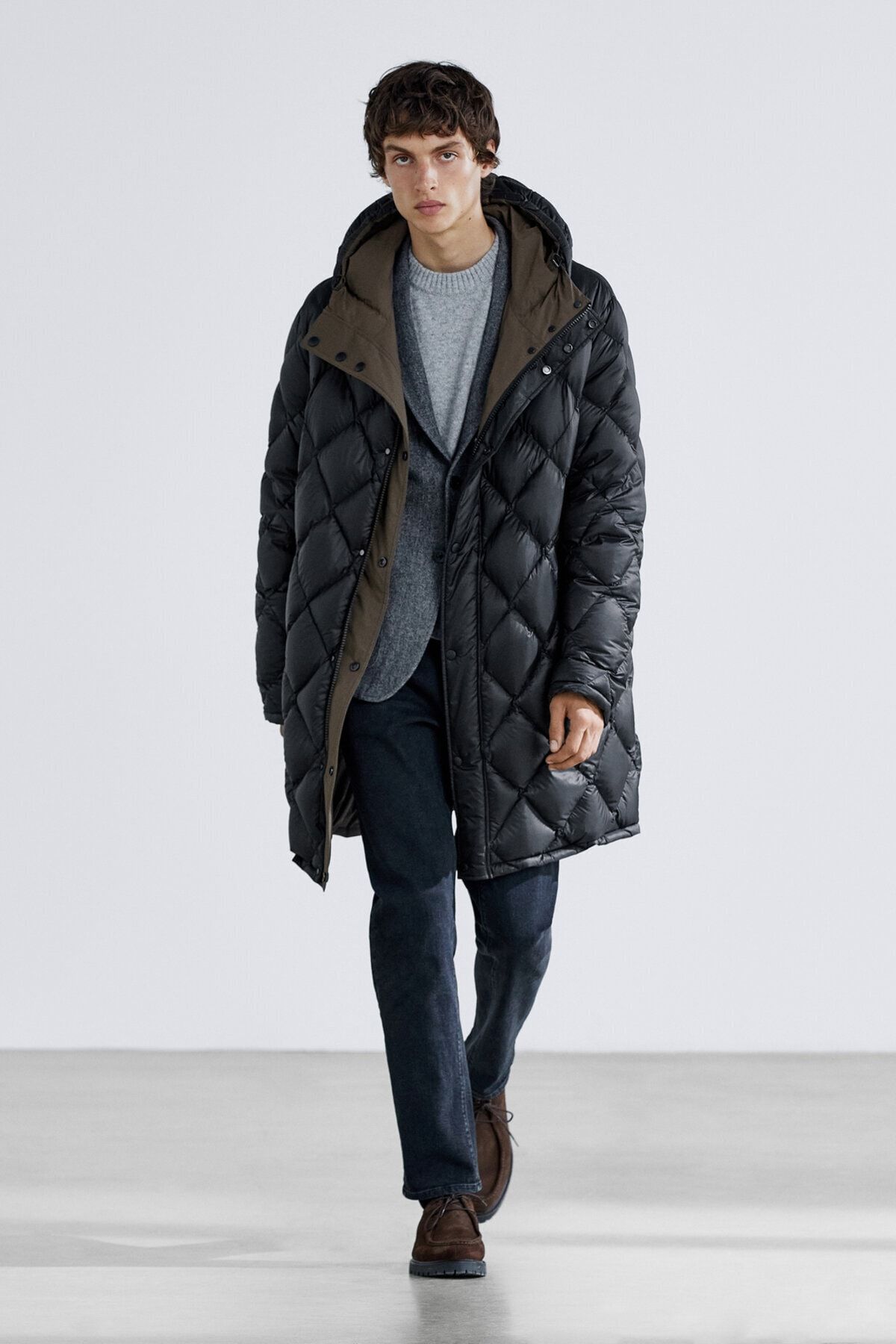 Massimo Dutti Erkek Siyah Çift Taraflı Kuş Tüyü Dolgulu Şişme Parka Limited Edition 03431236