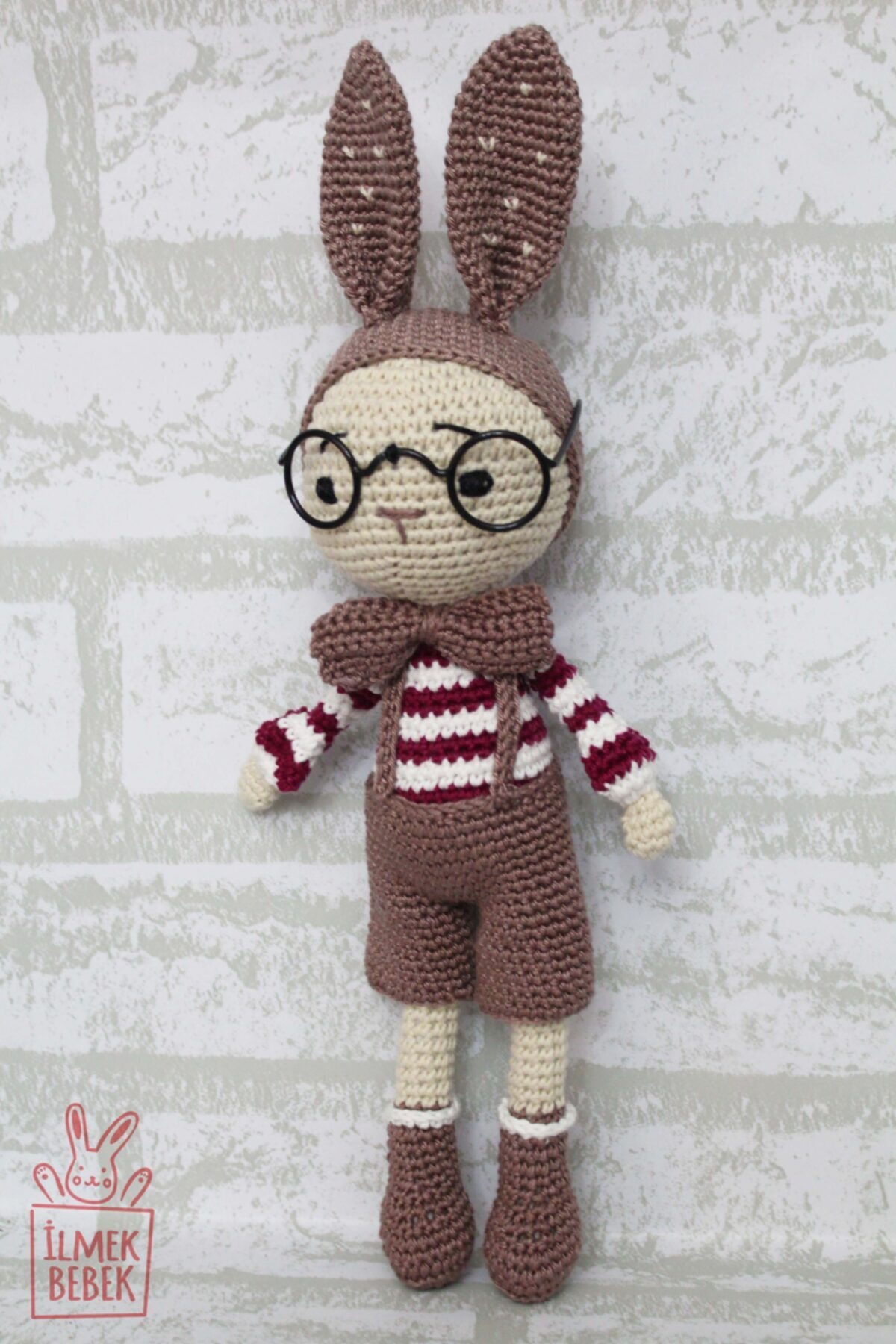 İlmek Bebek Amigurumi El Örgüsü Oyuncak Tavşan Şirinler Erkek Gözlüklü