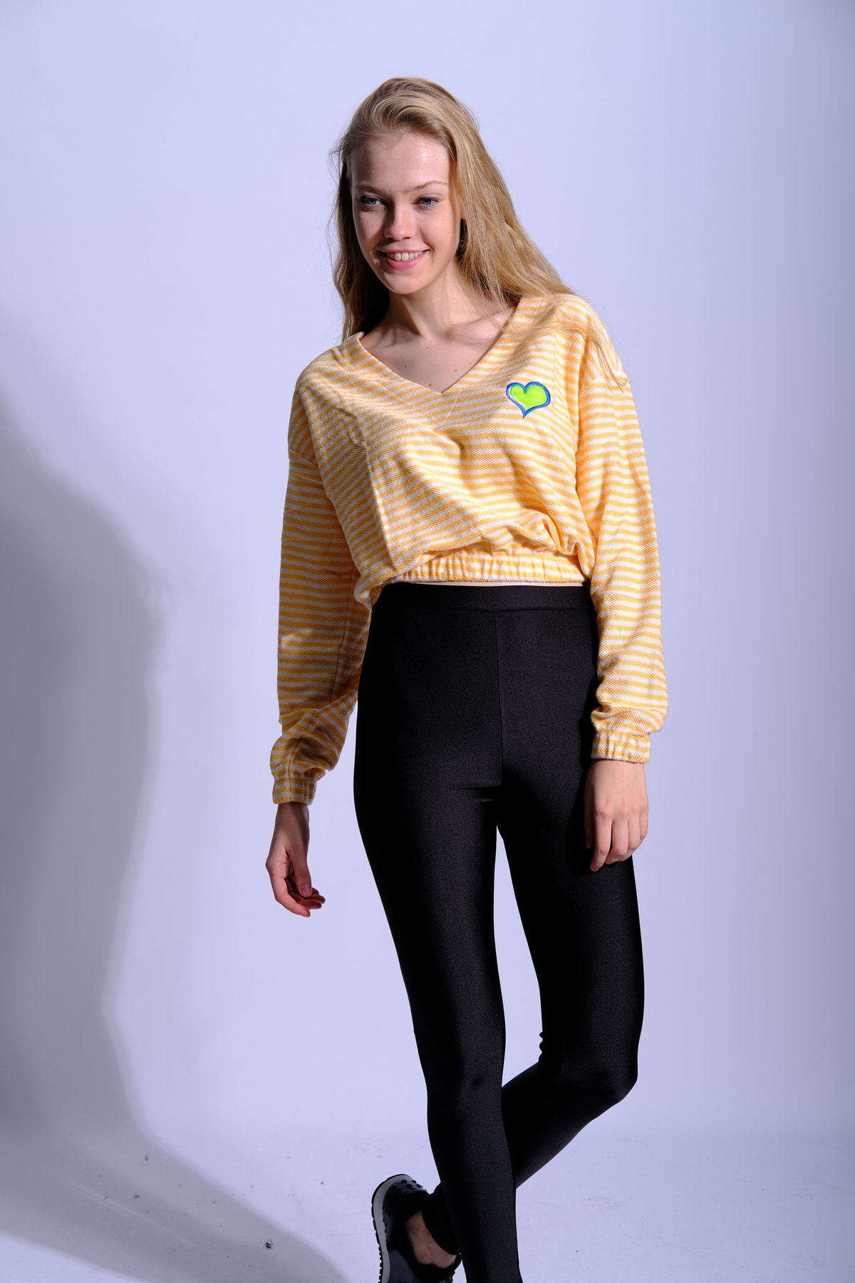 Masorte Kalp Detaylı Beli Lastikli Triko Sarı Sweat