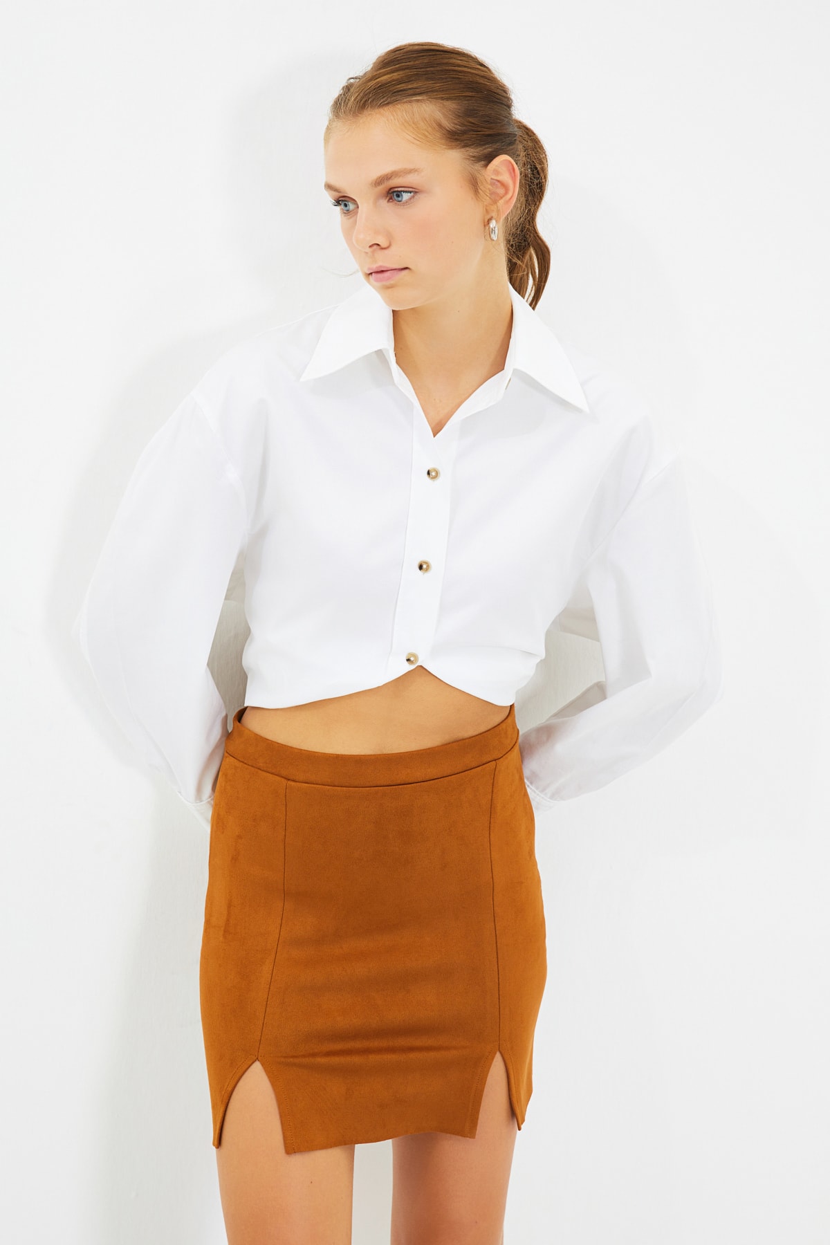 TRENDYOLMİLLA Camel Yırtmaçlı Etek TWOAW22ET0439