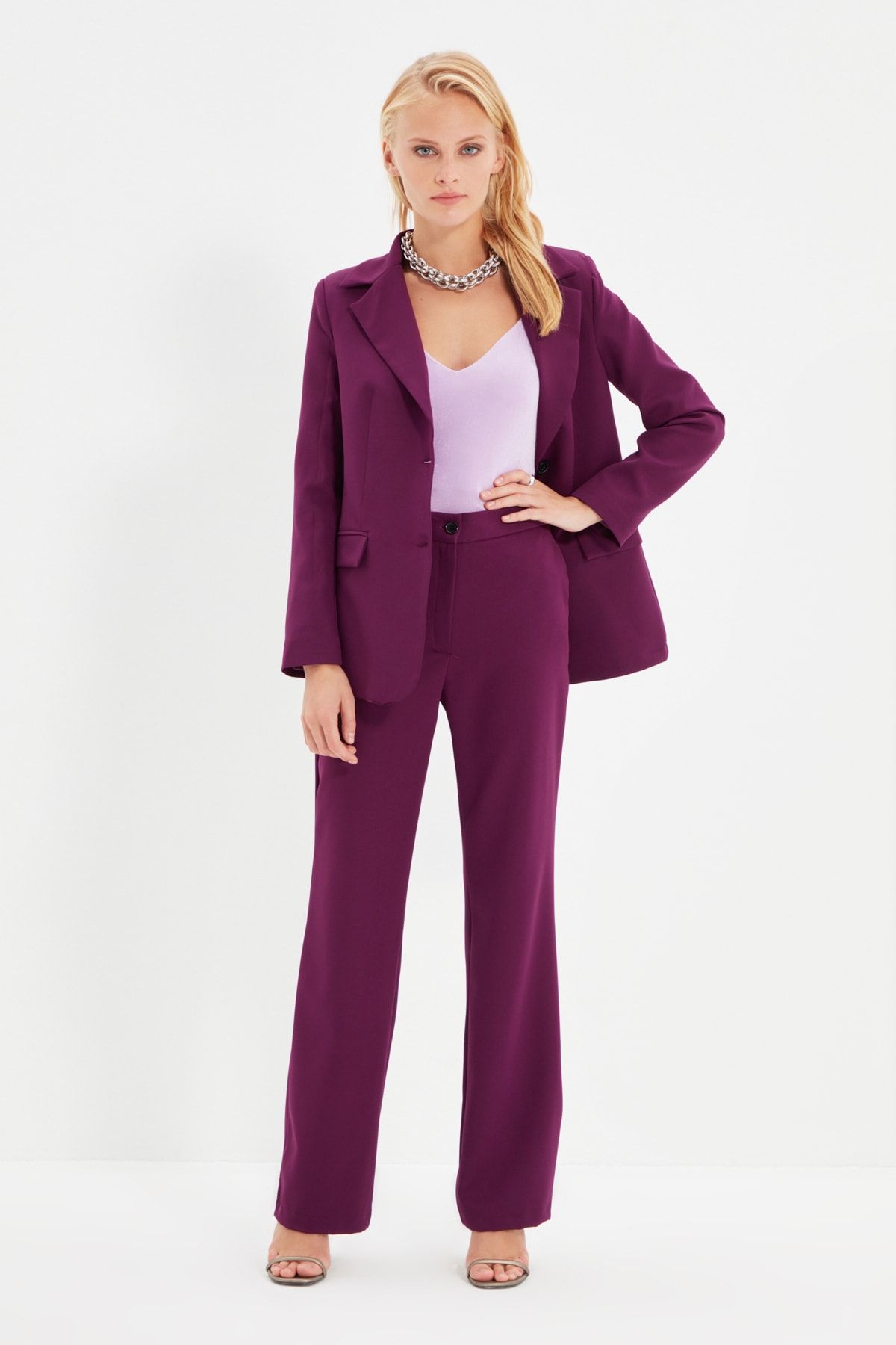 TRENDYOLMİLLA Mürdüm Straight Pantolon TWOAW22PL0255