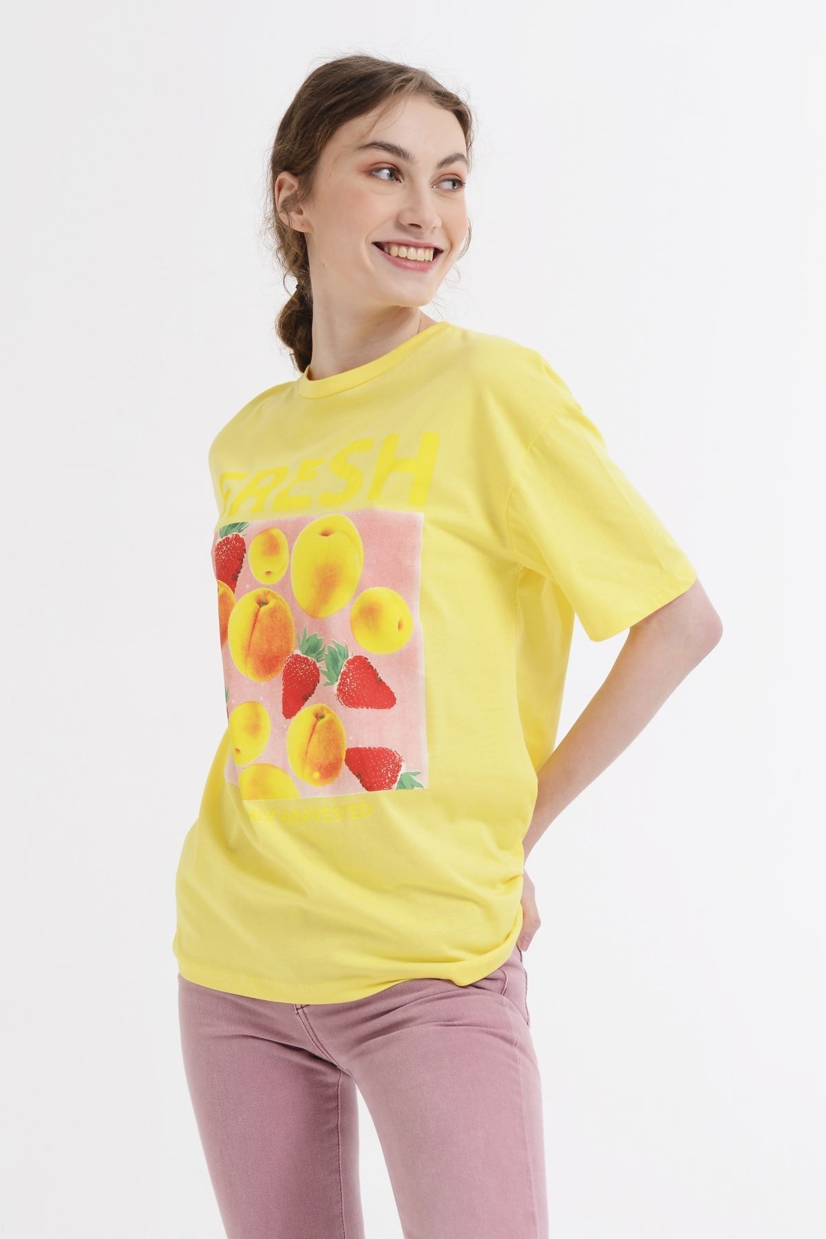 Nefise Önü Baskılı Tshirt - Sarı