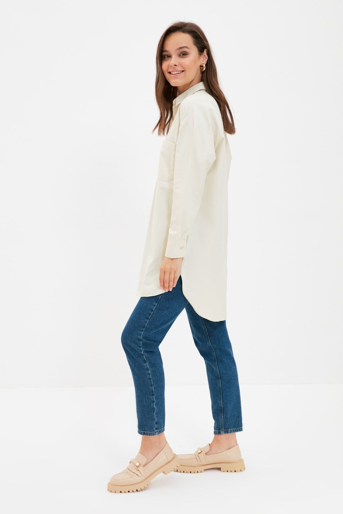 Trendyol Modest Taş Gömlek Yaka Tunik TCTAW22UK0080