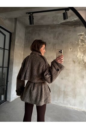 Kahverengi Kuşaklı Kürk Kaban Image 5