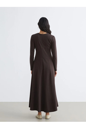 LCW Modest Kahverengi Bisiklet Yaka Kloş Elbise Image 2