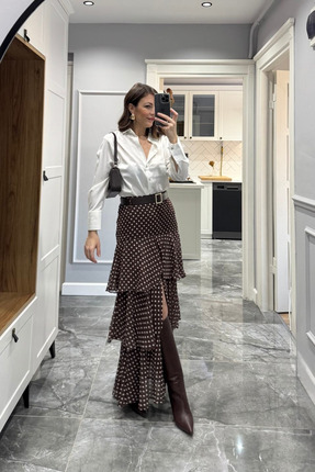 Kemerli Puantiyeli Yırtmaçlı Kat Kat Etek Kahverengi Image 3