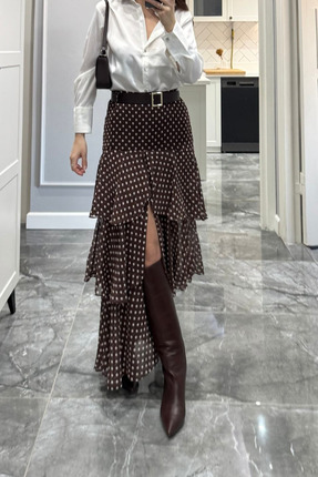 Kemerli Puantiyeli Yırtmaçlı Kat Kat Etek Kahverengi Image 2