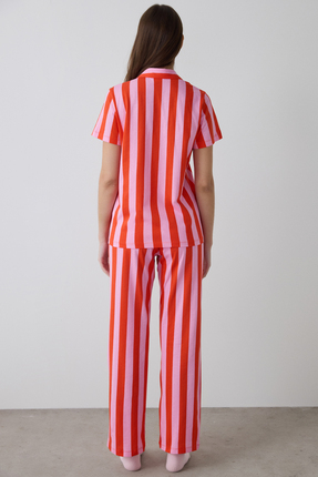 Mercan Chill Days Çizgili Gömlek Yaka Pamuklu Kısa Kollu Pijama Takımı Image 3