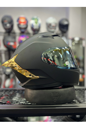 871 Mat Siyah Gold Vizör Kapalı Kask Image 0
