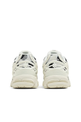 1906R Polka Dot Sea Salt Image 2