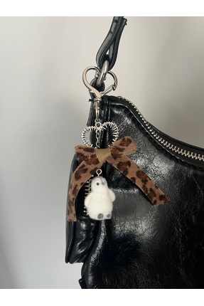 Gümüş Renk Kalp Detaylı Sevimli Peluş Penguen Anahtarlık - Fluffy Çanta Süsü ve Hediyelik Image 2