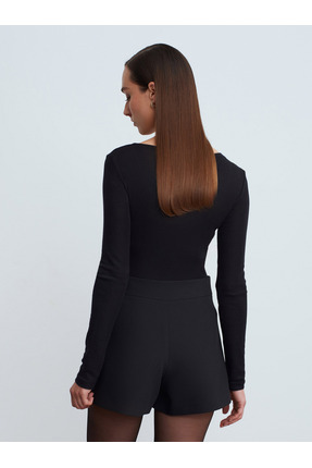 32482 %100 Yün Kayık Yaka Top-Siyah Image 1