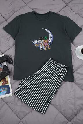 Antrasit Regular Pamuklu Kısa Kol Üst Astranot Baskılı Alt Çizgili Pijama Takımı TMNSS26PT00013 Image 0