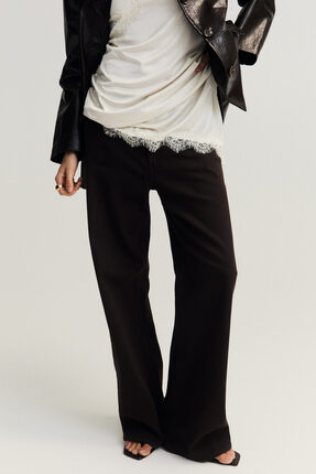 Wide High Jeans Image 2