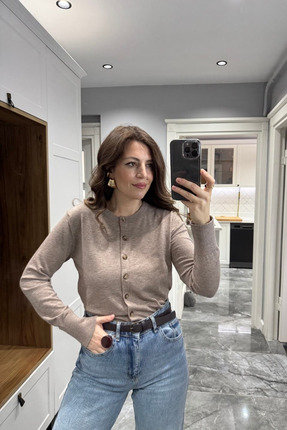 Düğmeli Premium Hırka Bej Image 0