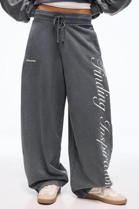 Baskılı barrel fit şardonlu eşofman altı Image 2