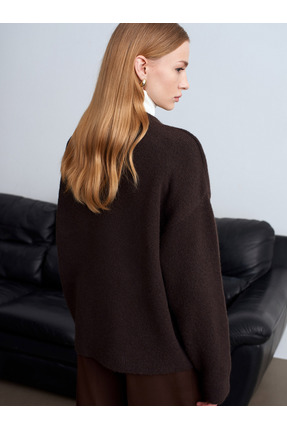 10640 Bisiklet Yaka Yumuşak Dokulu Kazak-Koyu Kahve Image 1