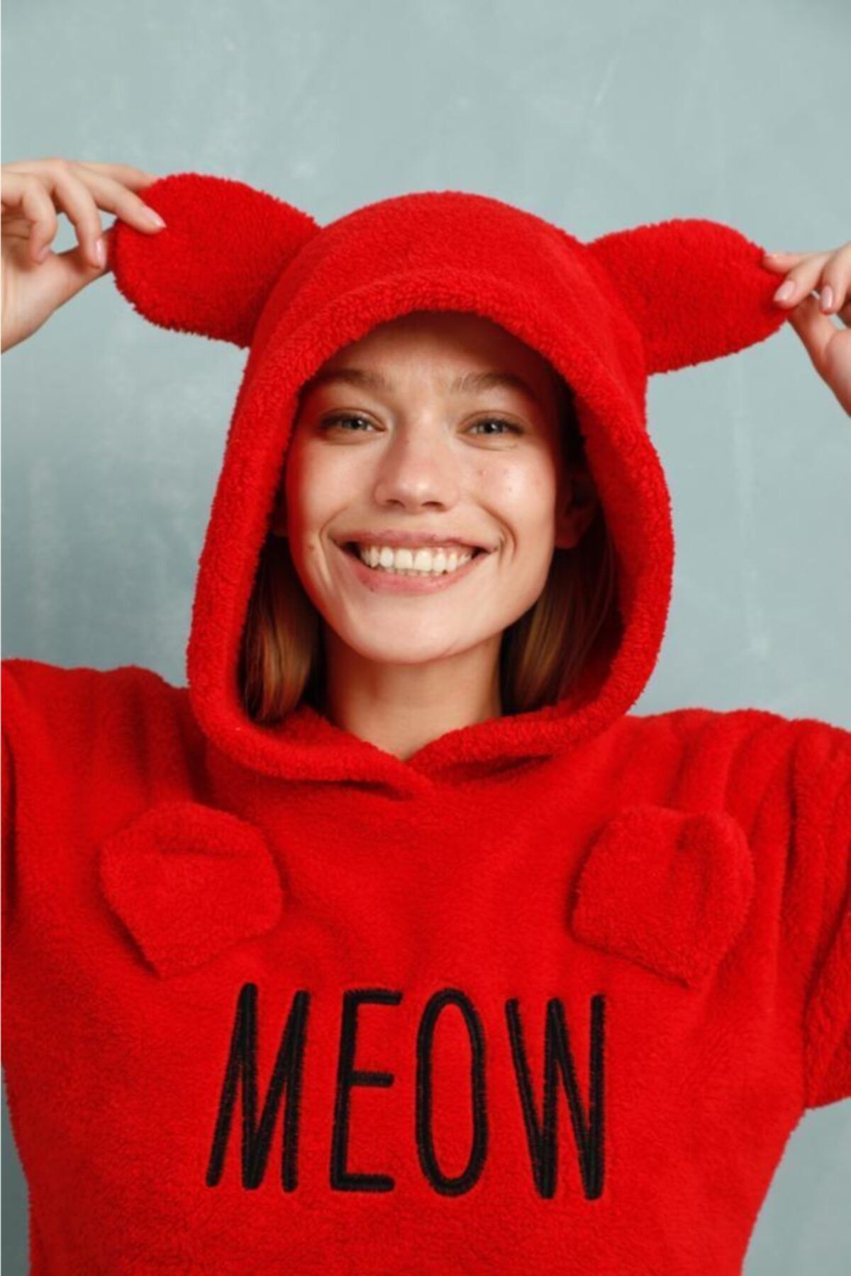 PIJAMAHOME Pijamoni Welsoft Peluş Meow Kapşonlu Kırmızı Pijama Takımı