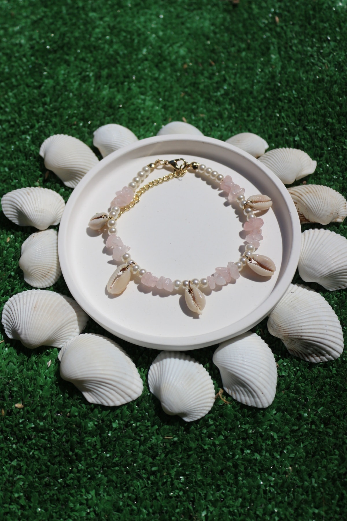 azize butik Shades Of Pink Quartz And Seashell Anklet\nPembe Tonları Kuvars Ve Deniz Kabuğu Halhal