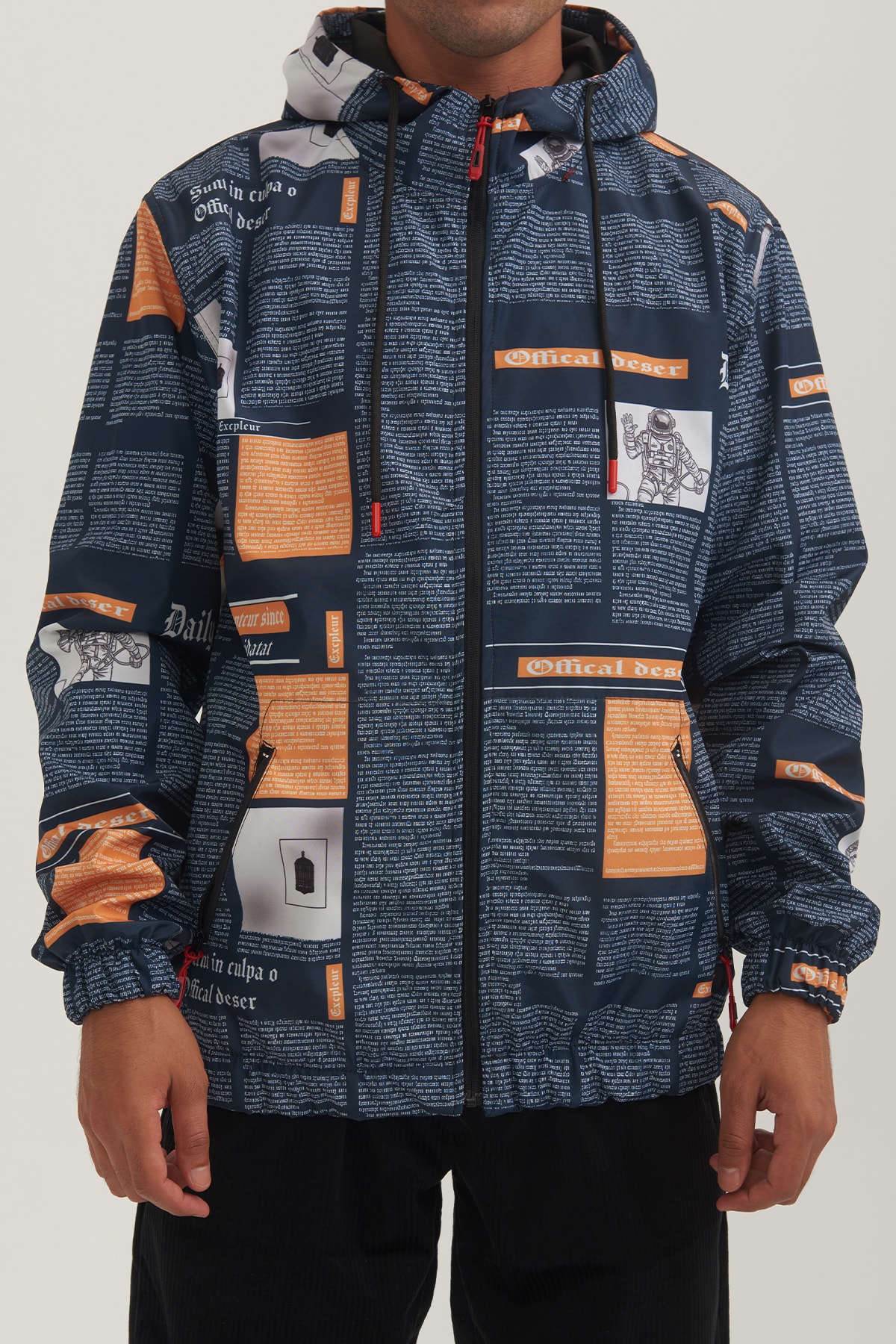 PLUS BARKOD Desenli Yağmurluk