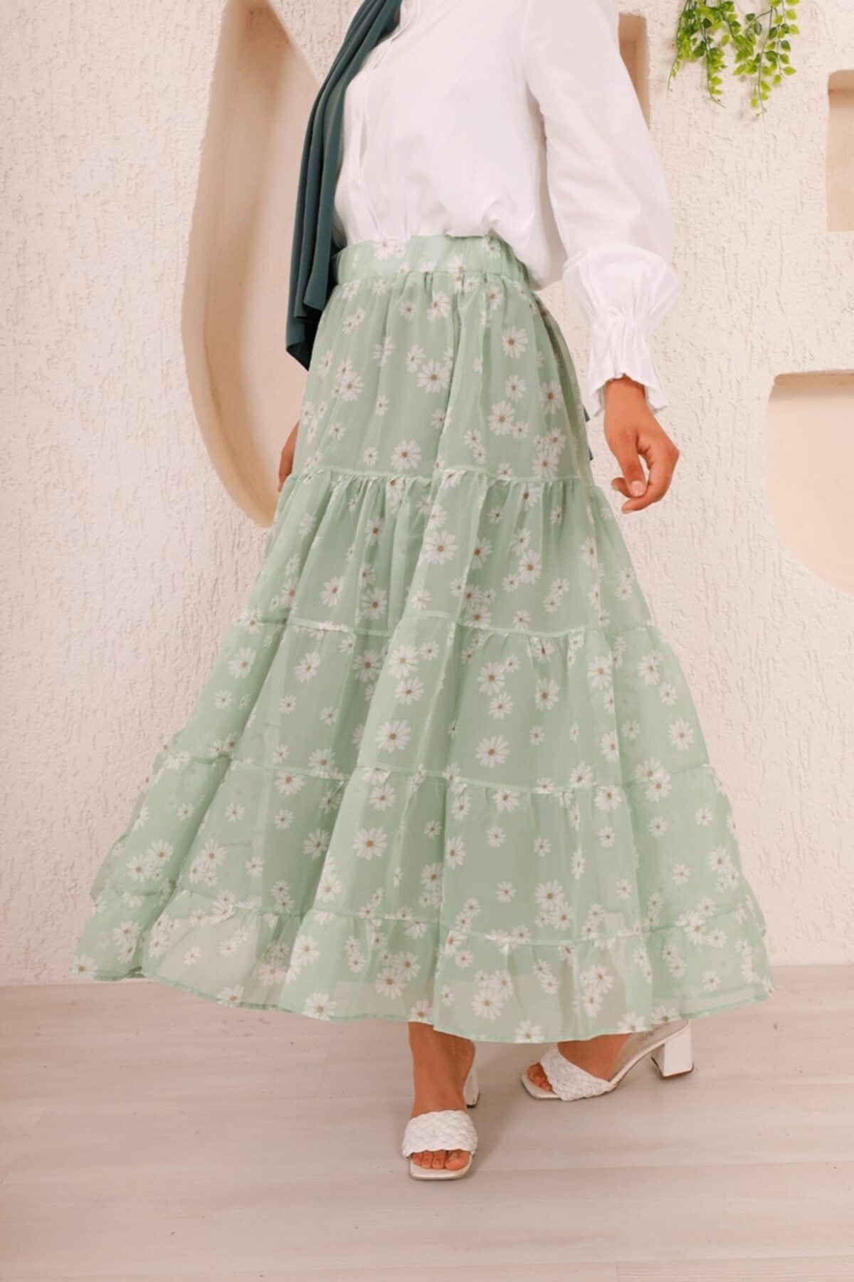 Bestenur Papatya Desen Şifon Etek Mint