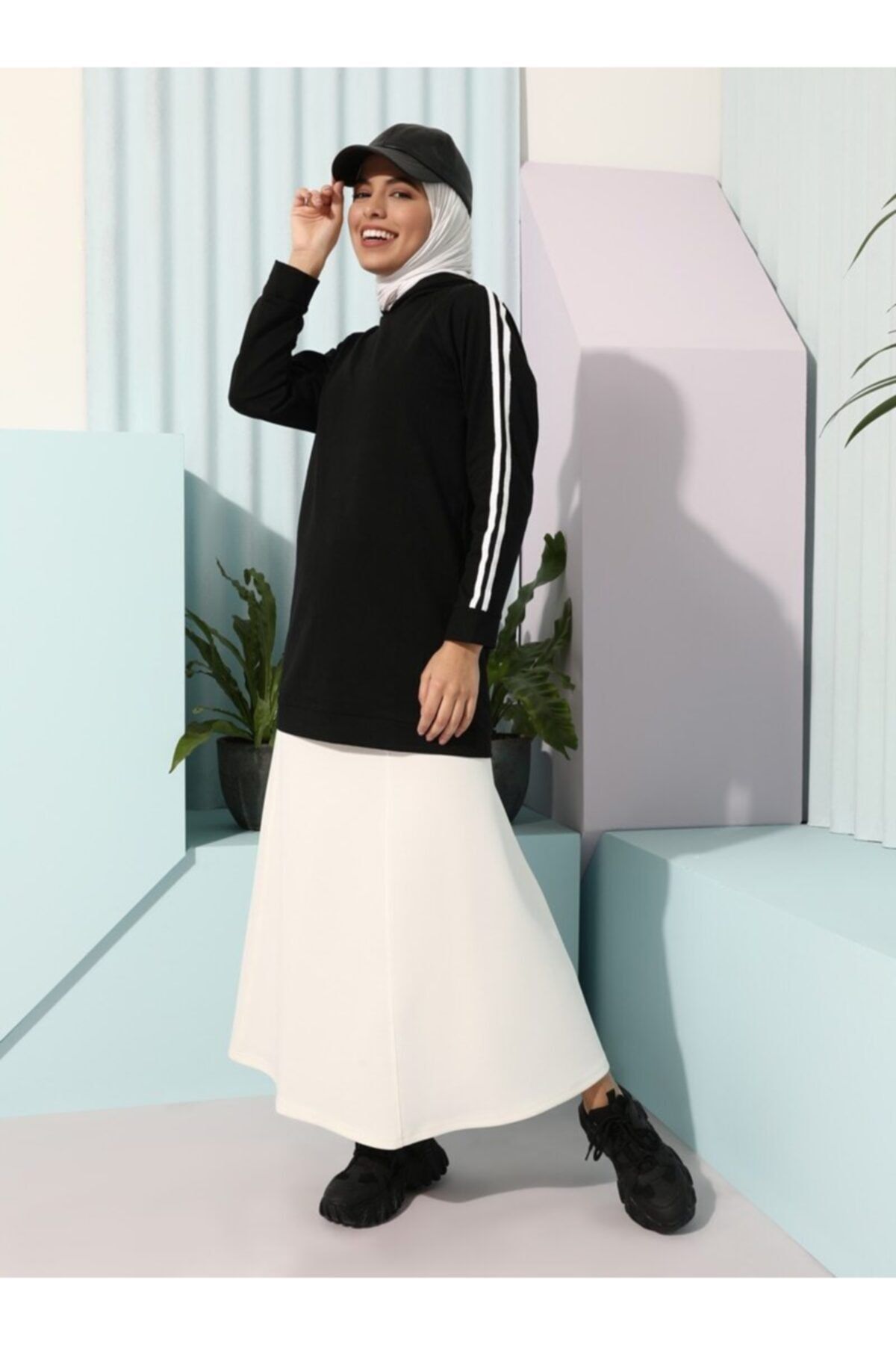 TOFİSA Kapüşonlu Sweatshirt - Siyah -