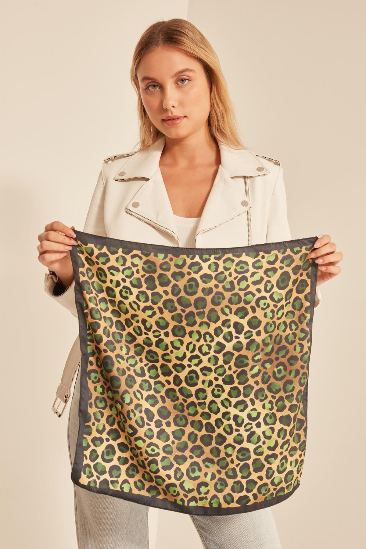 YLondon 13938 Leopar Desenli Kahverengi Bandana Fular