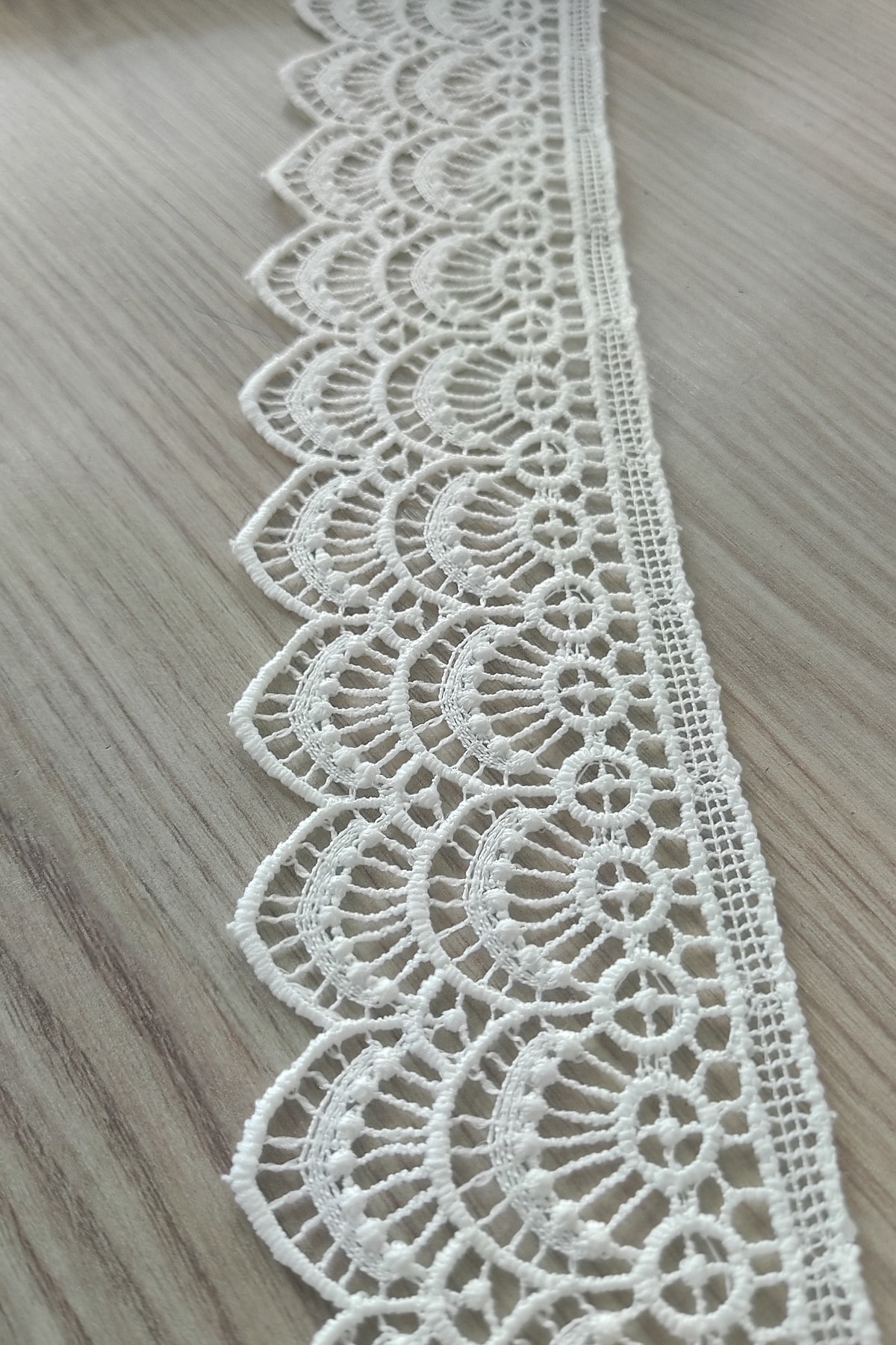 DUAYEN Güpür Dantel Kale Kapısı Desen 8.5 Mt Tekstil Aksesuarı