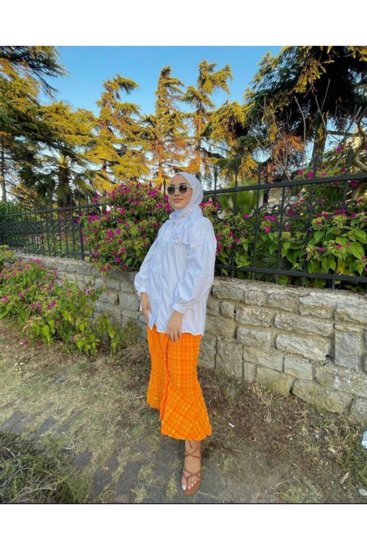 Grandeur Official Orange Anvelop Etek