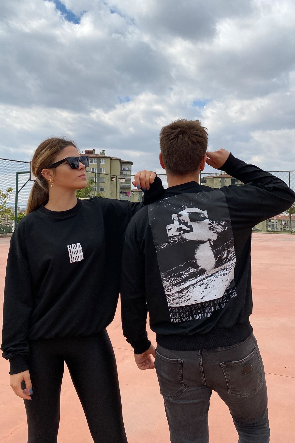 PUMP BUTİK Unisex Siyah Önü Ve Arkası Baskılı Yarım Oversize Hava Sweatshirt