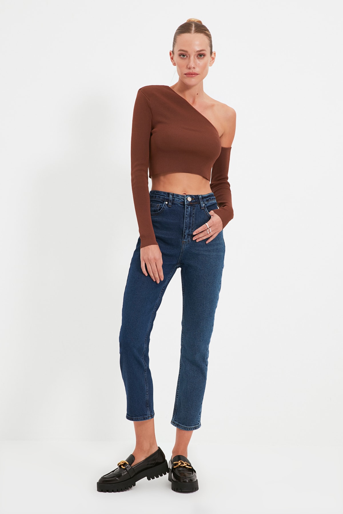TRENDYOLMİLLA Mavi Renk Bloklu Yüksek Bel Slim Fit Jeans TWOAW22JE0821