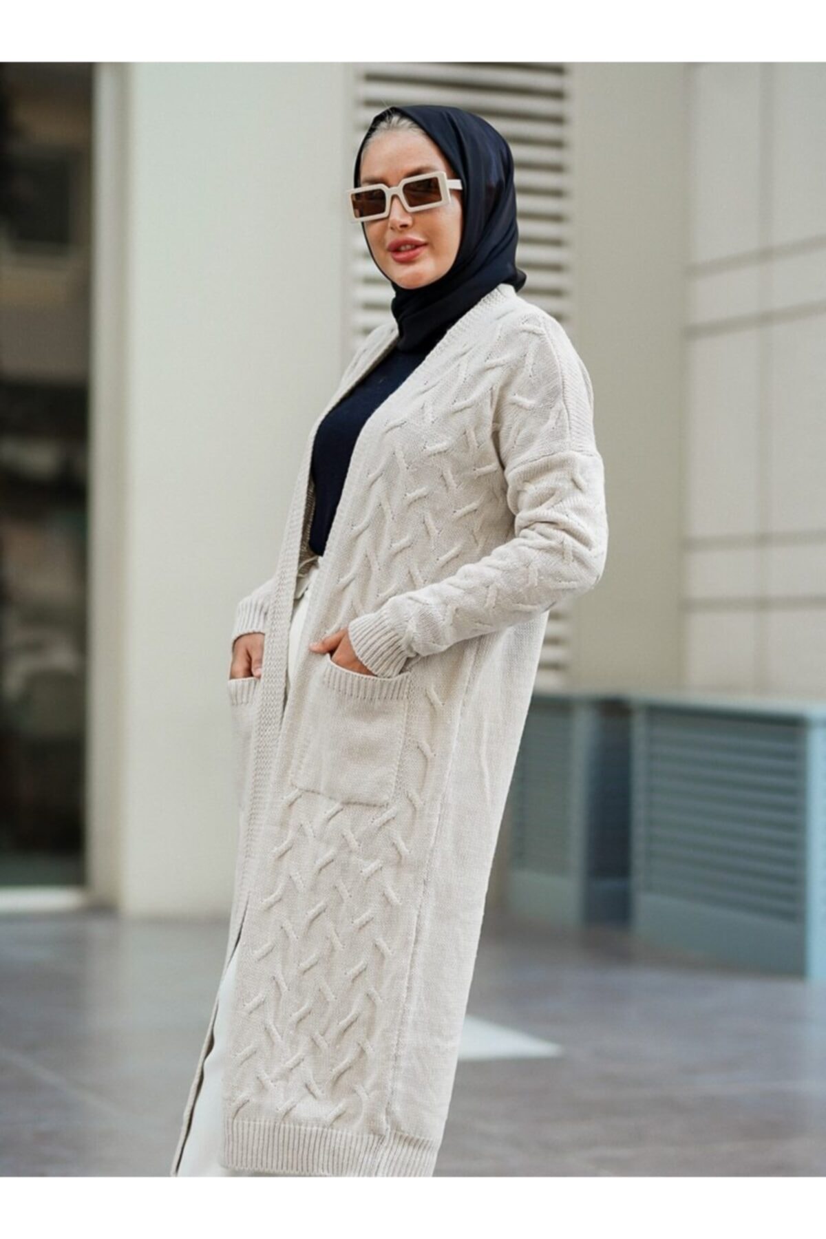 Por La Cara Zikzak Desenli Kendinden Cepli Uzun Triko Hırka - Taş