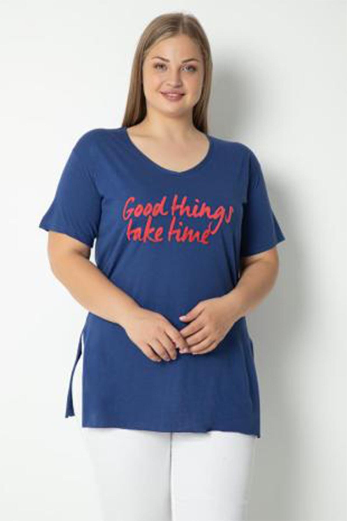BDL İç Giyim Yandan Yırtmaçlı Baskılı Battal Büyük Beden Tshirt
