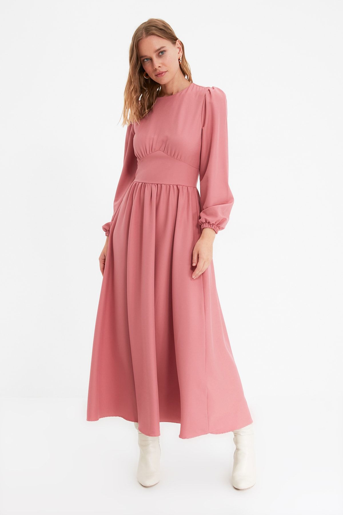 Trendyol Modest Pudra Bisiklet Yaka Bel Detaylı Elbise TCTAW22EB0189