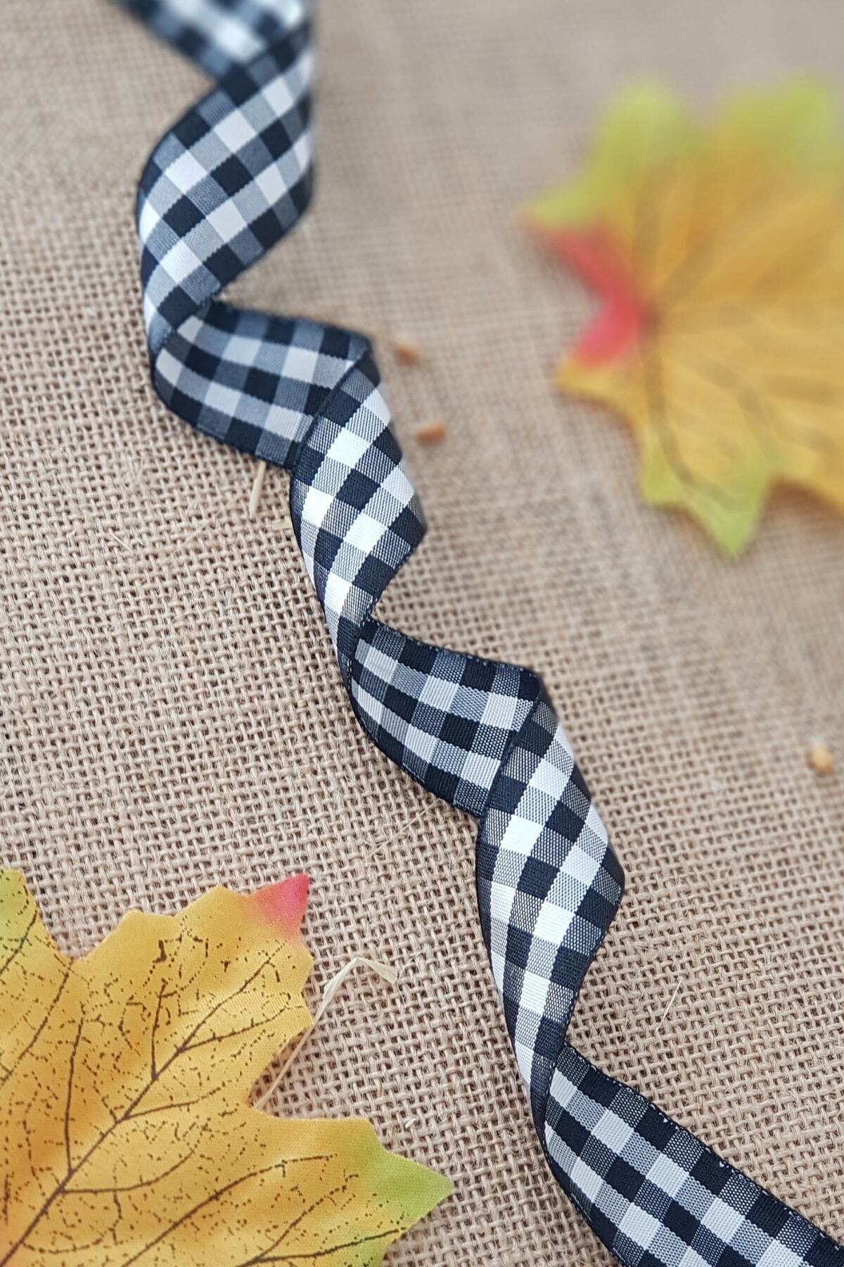 Funbou Siyah beyaz pötikare kurdele