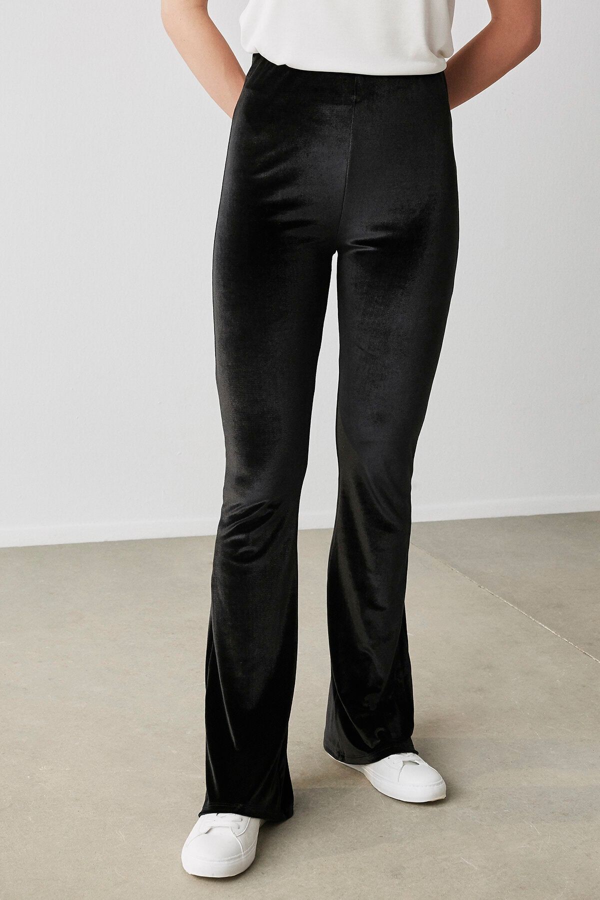 Penti Siyah New Velvet Flare Pantolon